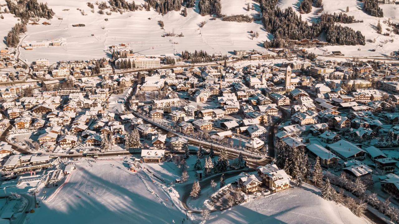 Hotel Villa Waldheim San Candido Ngoại thất bức ảnh