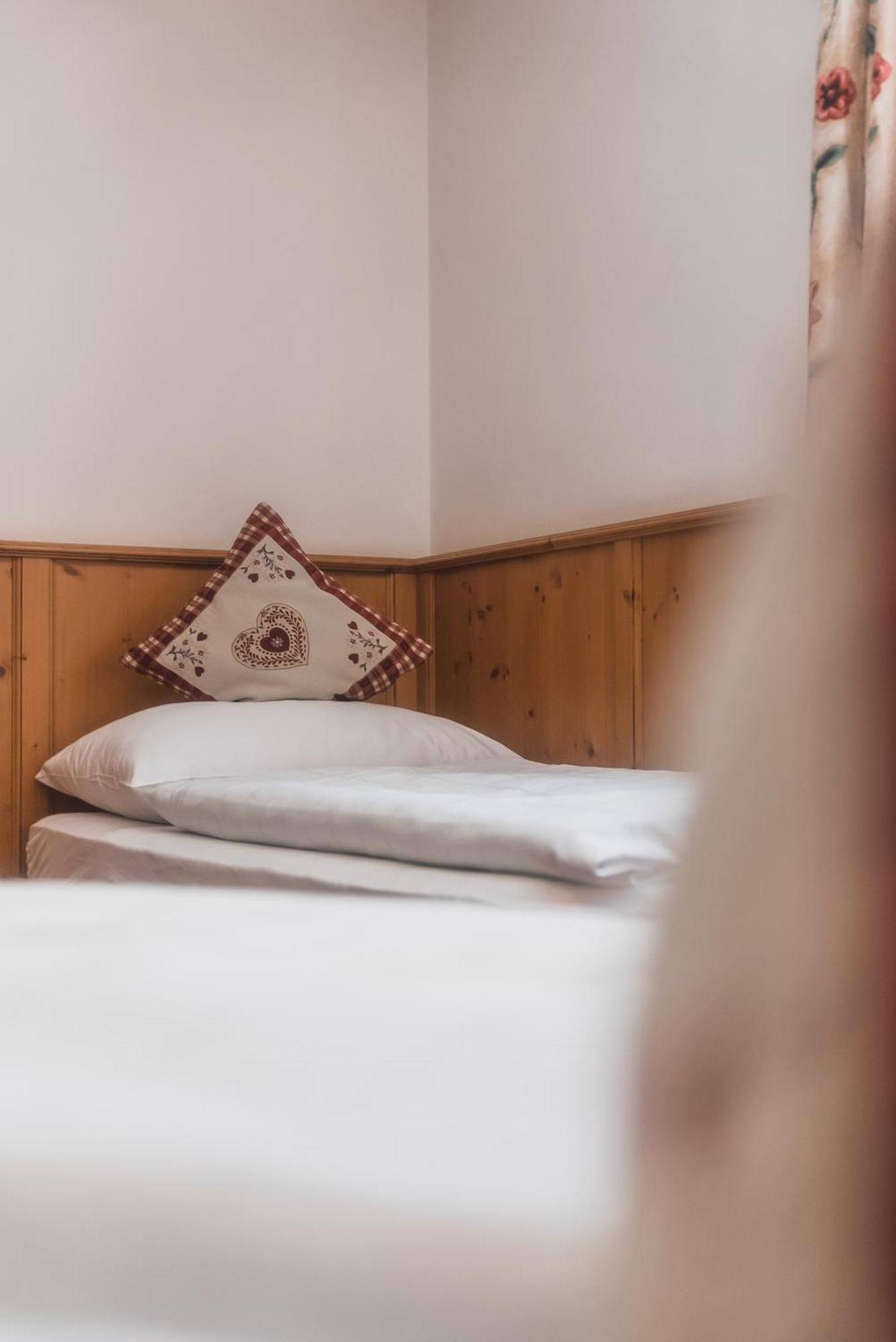 Hotel Villa Waldheim San Candido Phòng bức ảnh
